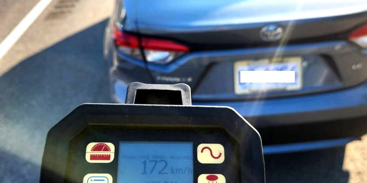 Corolla-Testfahrt endet bei 172 km/h auf Abschlepper