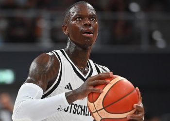 Dennis Schröder wechselt zu den Charlotte Hornets